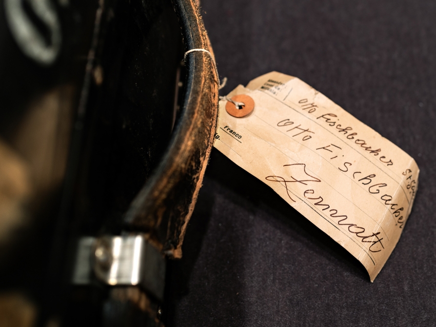 Unternehmensjubiläum Fischbacher Jubiläumskoffer als PR Werkzeug PR Agentur hicklvesting