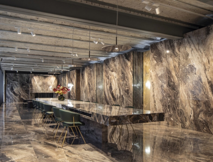 Showroom der Iris Ceramica Group Berlin